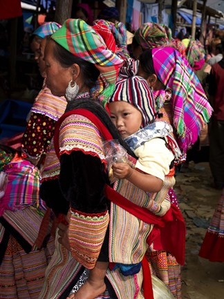 Framed Flower Hmong woman carrying baby on her back, Bac Ha Sunday Market, Lao Cai Province, Vietnam Print