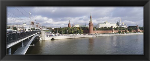 Framed Bridge across a river, Bolshoy Kamenny Bridge, Grand Kremlin Palace, Moskva River, Moscow, Russia Print