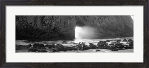 Framed Rock formation on the beach in black and white, Big Sur, California Print
