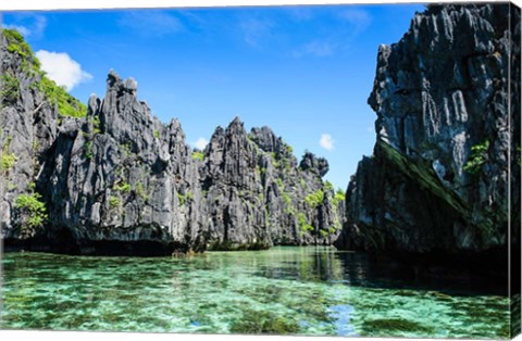 Framed Crystal Clear Water In The Bacuit Archipelago, Philippines Print