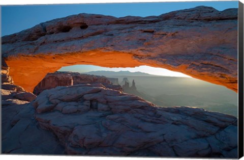 Framed Overlook Vista Through Mesa Arch, Utah Print