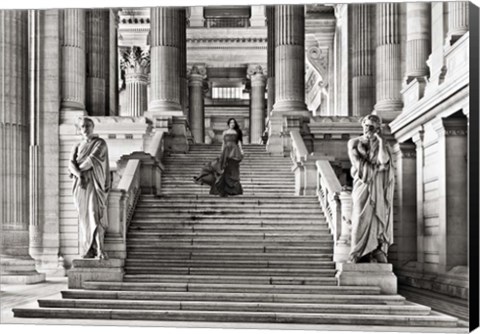 Framed Dame a l&#39;escalier (BW) Print