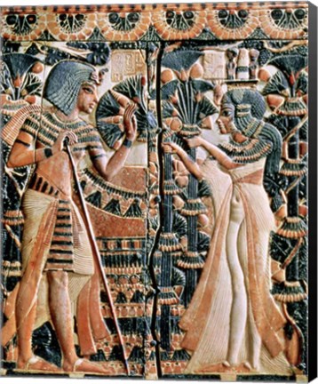 Framed Tutankhamun and his wife Ankhesenamun in a garden Print