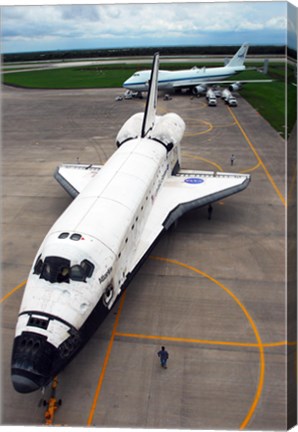 Framed Atlantis STS117 Towed Print