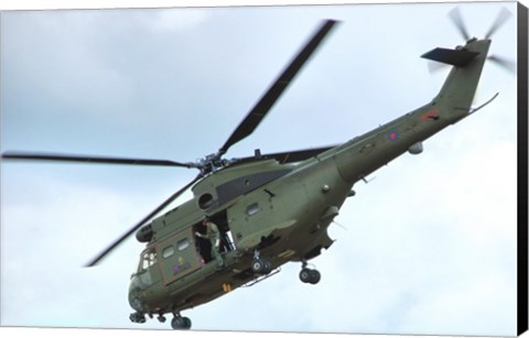 Framed RAF Westland SA-330E Puma HC1 Print