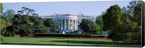 Framed Lawn in front of a government building, White House, Washington DC, USA Print