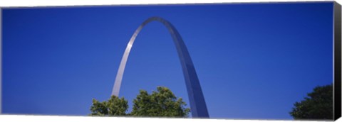 Framed Gateway Arch against a blue sky, St. Louis, Missouri Print