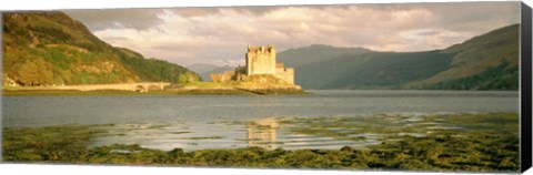 Framed Eilean Donan Castle Highlands Scotland Print