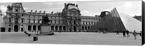 Framed Tourists in the courtyard of a museum, Musee Du Louvre, Paris, France Print