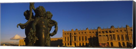 Framed Statues in front of a castle, Chateau de Versailles, Versailles, Yvelines, France Print