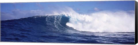 Framed Rough waves in the sea, Tahiti, French Polynesia Print