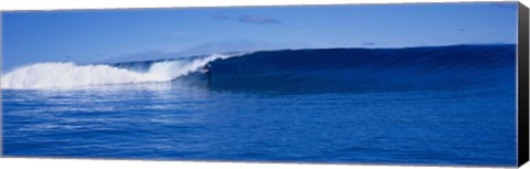 Framed Waves splashing in the sea Print