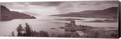 Framed Eilean Donan Castle on Loch Alsh &amp; Duich Scotland Print