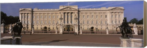 Framed View Of The Buckingham Palace, London, England, United Kingdom Print