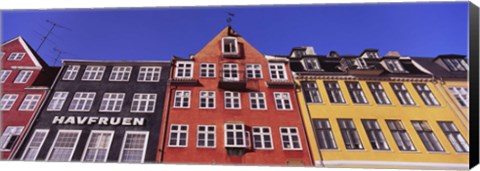 Framed Low Angle View Of Houses, Nyhavn, Copenhagen, Denmark Print