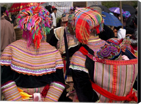 Framed Rear view of two Flower Hmong women at a market, Bac Ha Sunday Market, Lao Cai Province, Vietnam Print
