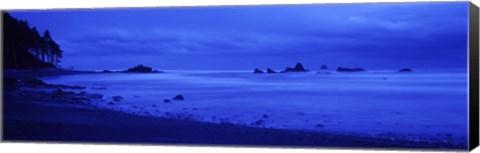 Framed Surf on the beach, Ruby Beach, Olympic National Park, Olympic Peninsula, Washington State, USA Print