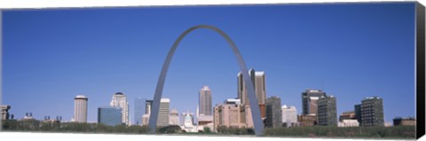 Framed Gateway Arch with city skyline in the background, St. Louis, Missouri Print