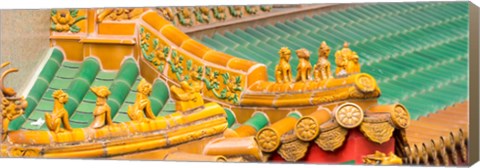 Framed Architectural detail of the roof of a temple, Kwan Im Thong Hood Cho Temple, Singapore Print