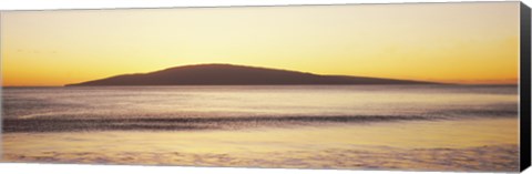 Framed Island in the pacific ocean, Hawaii, USA Print