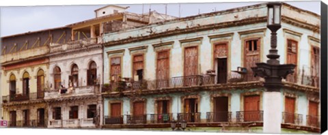 Framed Low angle view of buildings, Havana, Cuba Print