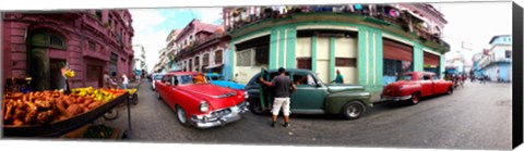 Framed 360 degree view of old cars and fruit stand on a street, Havana, Cuba Print