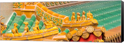 Framed Architectural detail of the roof of a temple, Kwan Im Thong Hood Cho Temple, Singapore Print