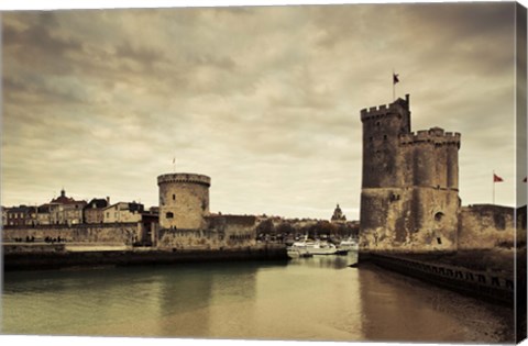 Framed Tour de la Chaine and Tour St-Nicholas towers, Old Port, La Rochelle, Charente-Maritime, Poitou-Charentes, France Print