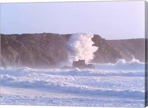 Framed Waves crashing on the coast, Pointe De Pen-Hir, Camaret-Sur-Mer, Finistere, Brittany, France Print