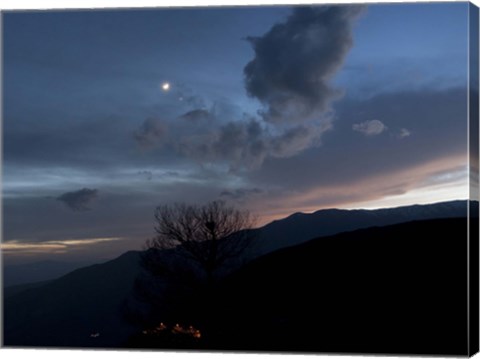 Framed Moon and Venus conjunction above the village of Gazorkhan, Iran Print