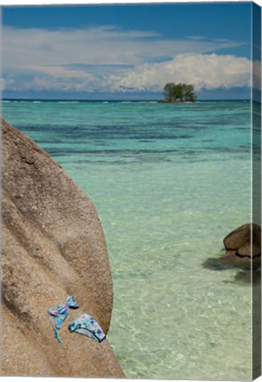 Framed Seychelles, La Digue, Tropical escape Print