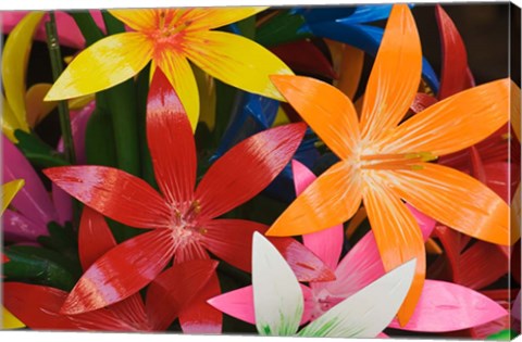 Framed Star shaped carved wooden flowers at market, Bo Sang, Chiang Mai, Thailand Print