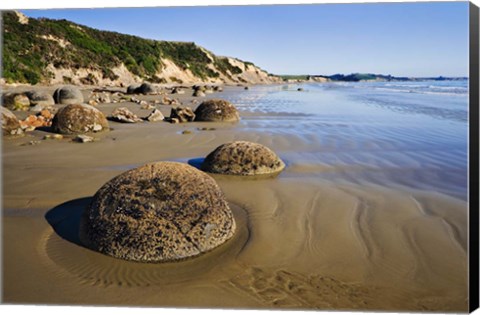 Framed Moeraki Boulders Scenic Reserve, South Island, New Zealand Print