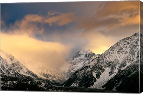 Framed Sunrise at Aoraki Mount Cook, New Zealand Print