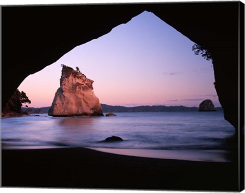 Framed Coastline, Cathedral Cove, Coromandel Peninsula, North Island, New Zealand Print