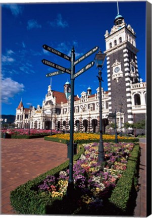 Framed Historic Railway Station building, Dunedin, New Zealand Print