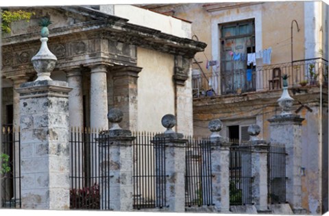 Framed Architecture in Havana, Cuba Print