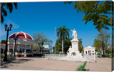 Framed Jose Marti Square and statue in center of town, Cienfuegos, Cuba Print