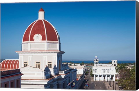 Framed Palacio de Gobierno, Cuba Print