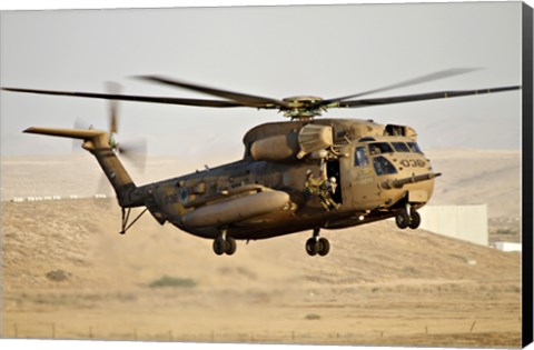 Framed CH-53 Yasur 2000 of the Israeli Air Force in a rescue demonstration Print