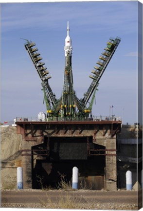 Framed Soyuz TMA-13 spacecraft Arrives at the Launch Pad at the Baikonur Cosmodrome in Kazakhstan Print