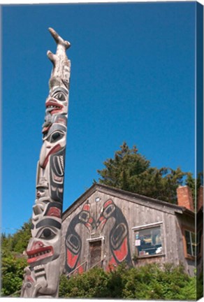 Framed Haida Totem Pole and Tourist Shop, Queen Charlotte Islands, Canada Print