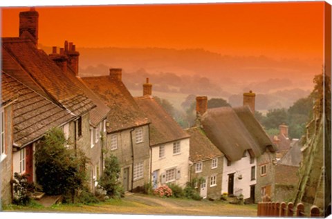 Framed Shaftesbury, Gold Hill, Dorset, England Print