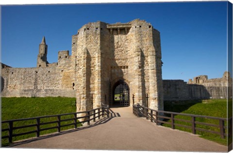 Framed Warkworth Castle, Warkworth, Northumberland, England Print