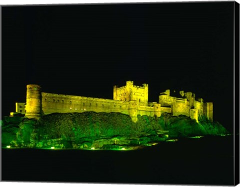 Framed Bamburgh Castle, Northumberland, England Print