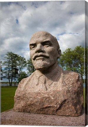 Framed Lithuania, Grutas Park, Statue of Lenin I Print