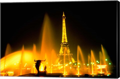 Framed Fountain at the Eiffel Tower, Paris, France Print