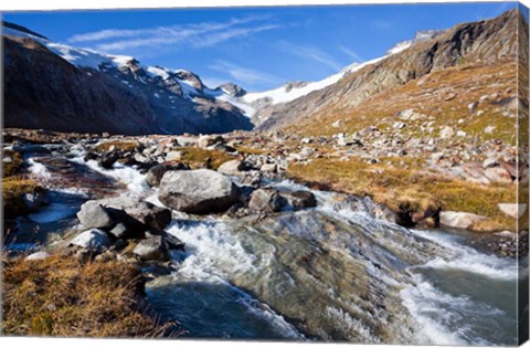 Framed Valley Maurer Tal Print