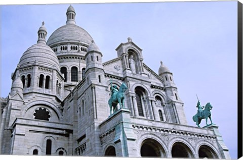 Framed Sacred Heart Cathedral in Montmartre, Paris Print