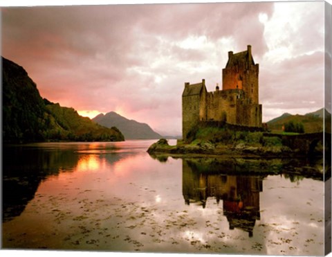 Framed Eilean Donan, Scotland Print